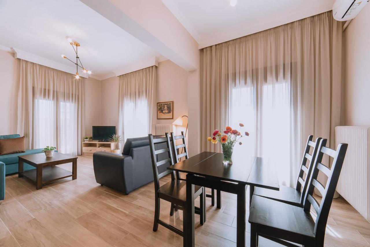 ιlektra's House Apartment *